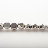 ハーフファイヤーポリッシュカボション　CRフルラブラドール　6ｍｍ