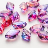 ジェムデュオ 8x5mm サマーレインボー ライトバイオレット（約5/50g）