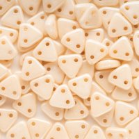 【チェコメイト】トライアングル2ホール 6mm　オパークシャンパンラスター