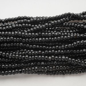 画像1: シャーロット11/0 ジェット 糸通し