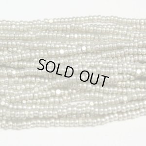 画像1: シャーロット13/0　メタリックシルバー 糸通し