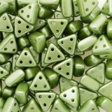 【現品限り】エマビーズ 3×6mm パステルオリビン
