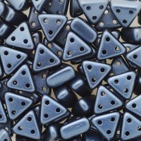 【現品限り】エマビーズ 3×6mm パステルモンタナブルー