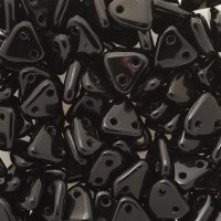 【チェコメイト】トライアングル2ホール 6mm　ジェット