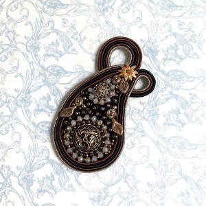 画像1: 【再入荷！】Paisley ブローチ/ネックレス・ブラック（2wayスタイル） by 腰本優子