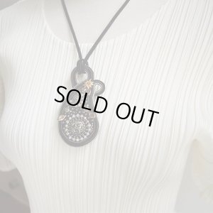 画像2: 【再入荷！】Paisley ブローチ/ネックレス・ブラック（2wayスタイル） by 腰本優子