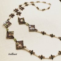 【再入荷！】デイジーフレームネックレス by Beads工房 brilliant 大槻友美