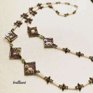 画像1: 【再入荷！】デイジーフレームネックレス by Beads工房 brilliant 大槻友美