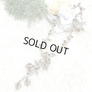 画像1: 【再入荷！】蕾モチーフロングネックレス【ベージュ】 by アトリエ美樹