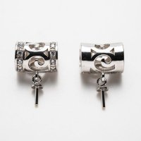 SILVER  ペンダントトップ11mm キュービックジルコニア × 10石