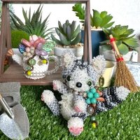 北欧猫のすずちゃん*ブリキのジョウロと多肉植物 by  LeaLea beads 古田由美