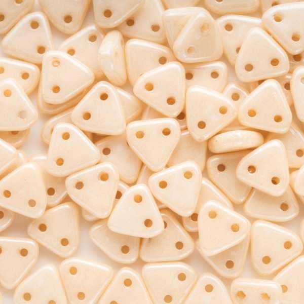 画像1: 【チェコメイト】トライアングル2ホール 6mm　オパークシャンパンラスター (1)