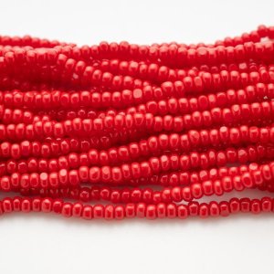 画像: シャーロット11/0 ダークレッド 糸通し