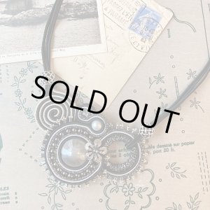 画像: ソウタシエで作るネックレス 円舞曲〜ワルツ〜 by 腰本優子