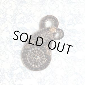 画像: 【再入荷！】Paisley ブローチ/ネックレス・ブラック（2wayスタイル） by 腰本優子