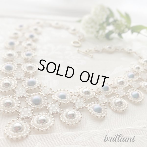 画像1: 【再入荷！】イラデサントVネックレス by Beads工房 brilliant 大槻友美 (1)