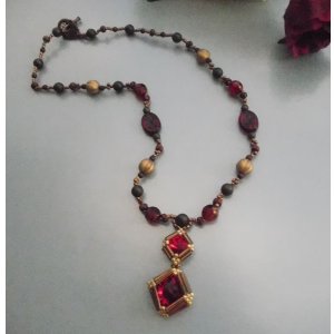 画像: ノーブルネックレス赤 by 多田晴美