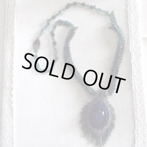 画像: ピーコックネックレス by 多田晴美