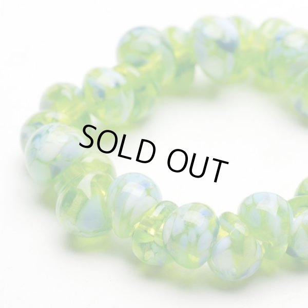 画像1: 【5粒】ティアドロップビーズ【Green Island】 (1)