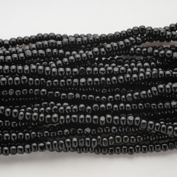 画像1: シャーロット11/0 ジェット 糸通し (1)