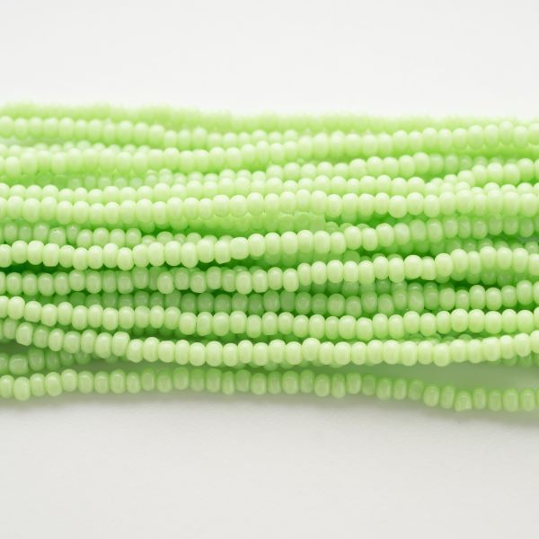 画像1: シャーロット13/0 ライム 糸通し (1)