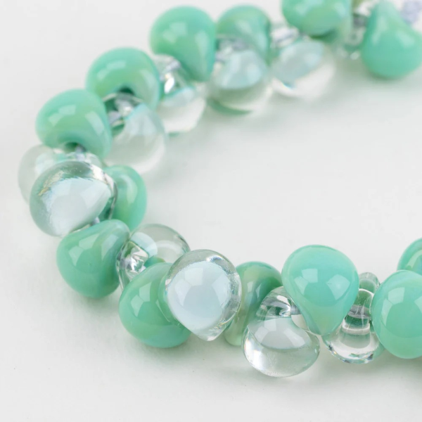 画像1: 【5粒】ティアドロップビーズ 【Seafoam Mint】 (1)
